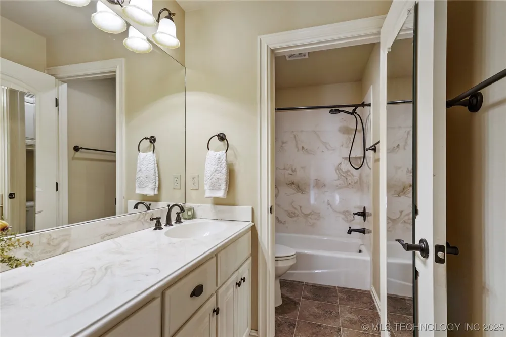 7474 S 288th EastAvenue Broken Arrow, OK 74014