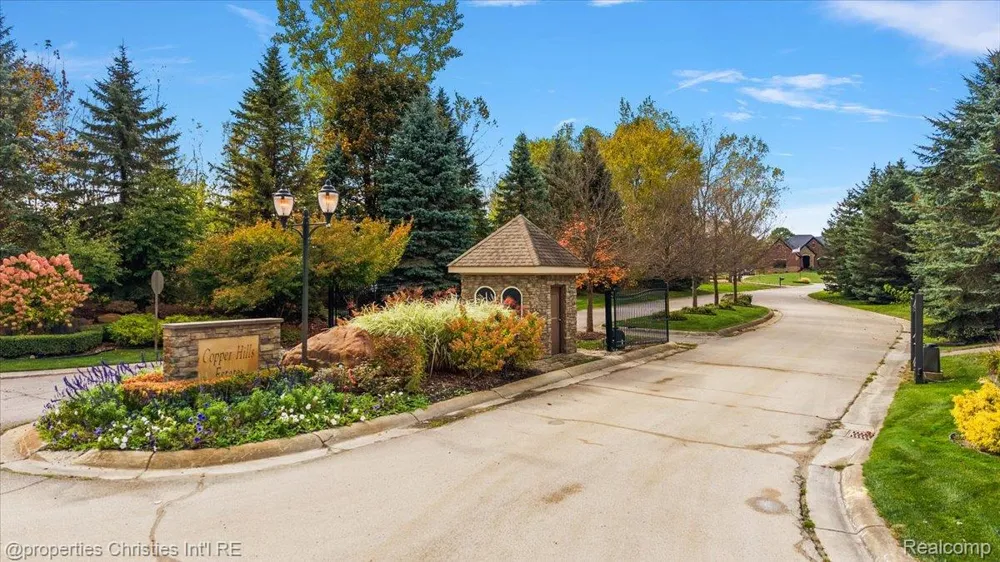 1933 Shane Ct Addison Township, MI 48370
