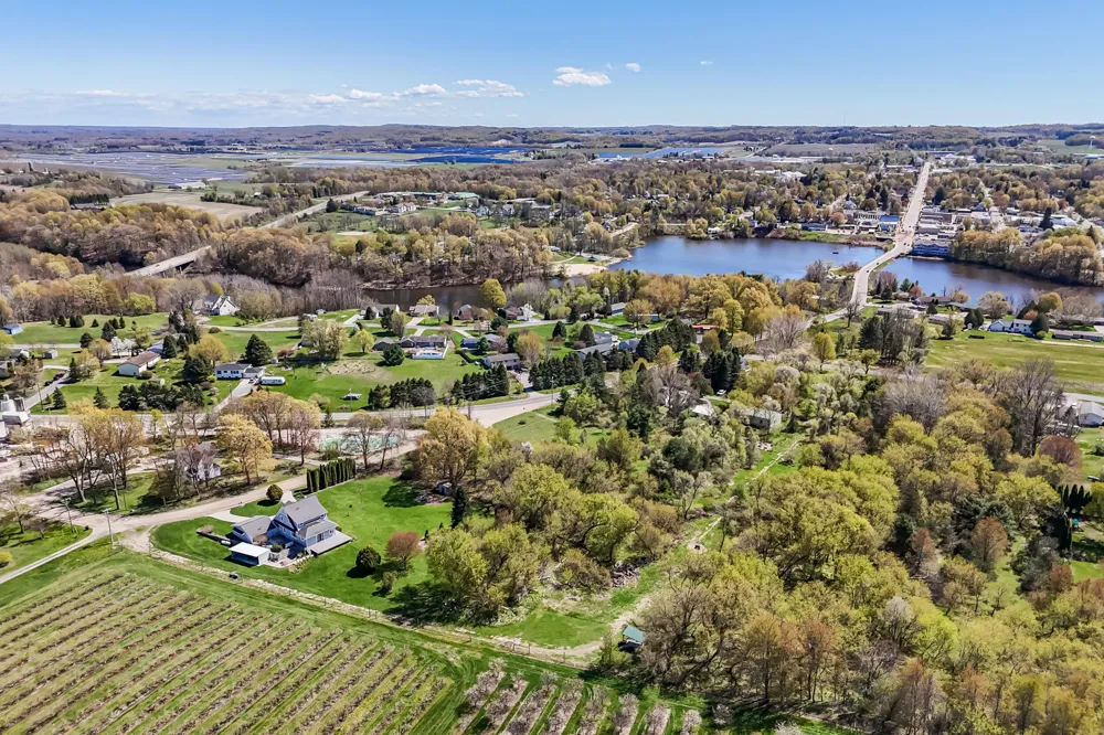 3338 W Abbey Road Hart Township, MI 49420