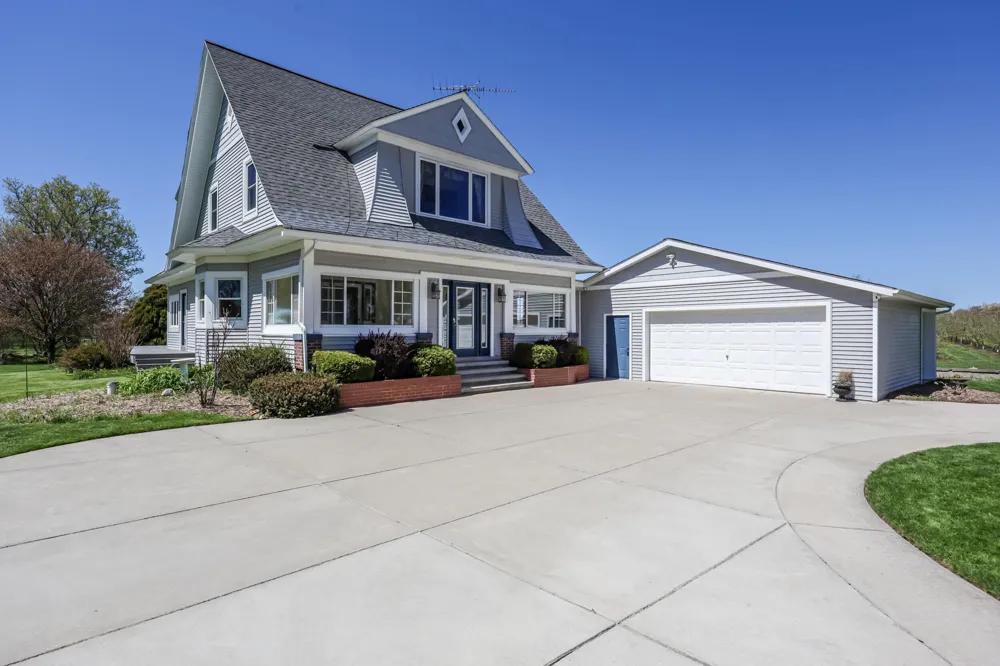 3338 W Abbey Road Hart Township, MI 49420