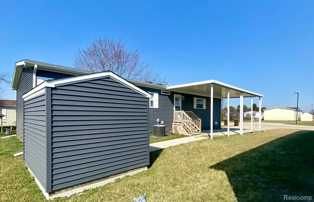 1698 SOLO LANE Frenchtown Township, MI 48166