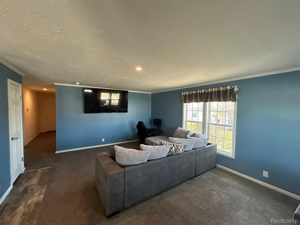 1698 SOLO LANE Frenchtown Township, MI 48166