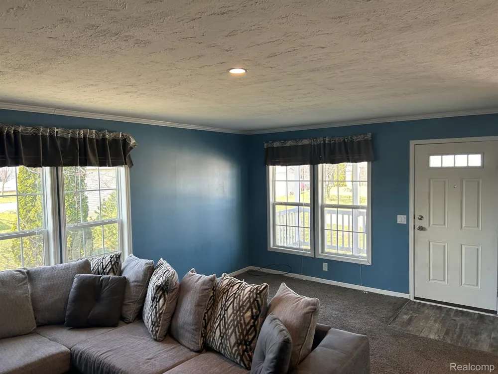1698 SOLO LANE Frenchtown Township, MI 48166