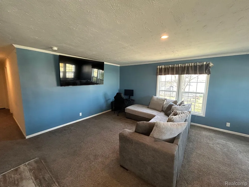 1698 SOLO LANE Frenchtown Township, MI 48166