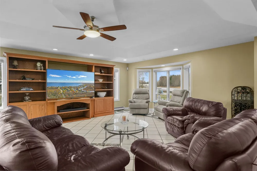 4690 Birchcrest Drive Lake Township, MI 48629