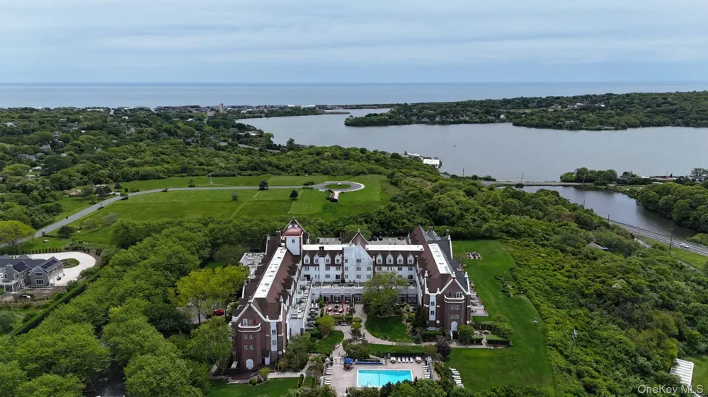 236 Edgemere Street #127 Montauk, NY 11954