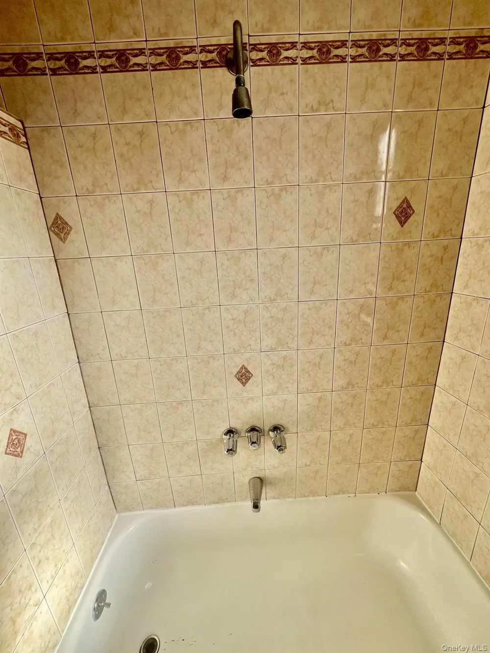 2186 Cruger Avenue #5K Bronx, NY 10462