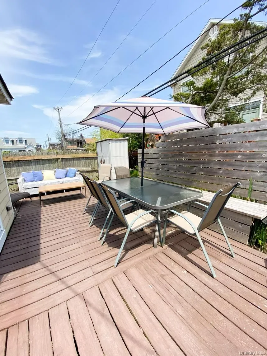298 Cottage Walk Ocean Beach, NY 11770