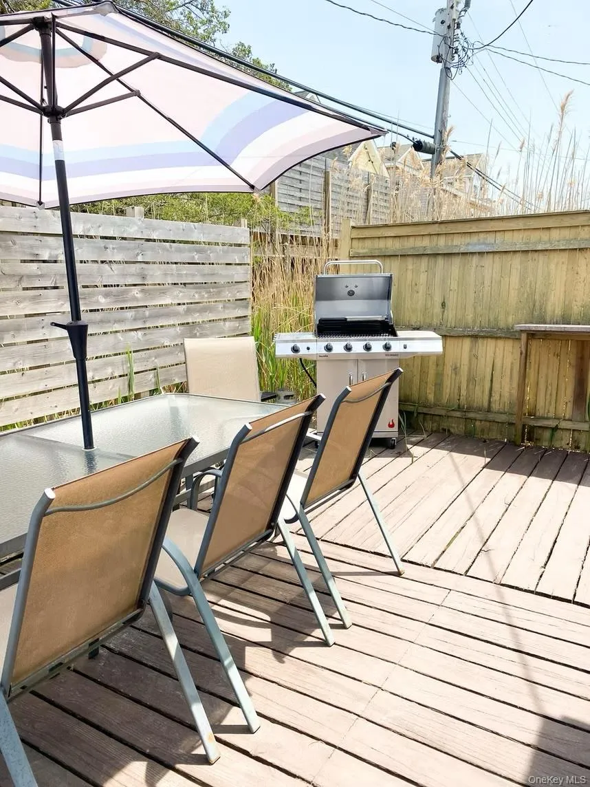 298 Cottage Walk Ocean Beach, NY 11770