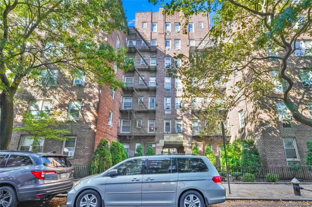 48-50 44th st #E4 Sunnyside, NY 11377