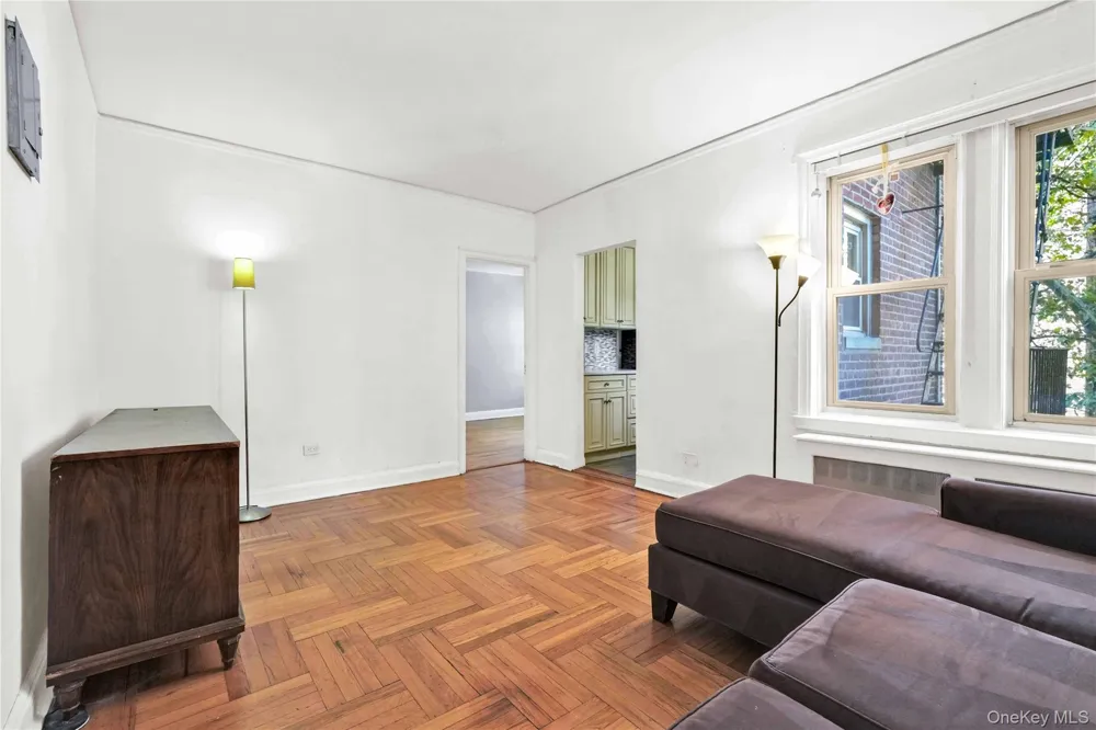 48-50 44th st #E4 Sunnyside, NY 11377