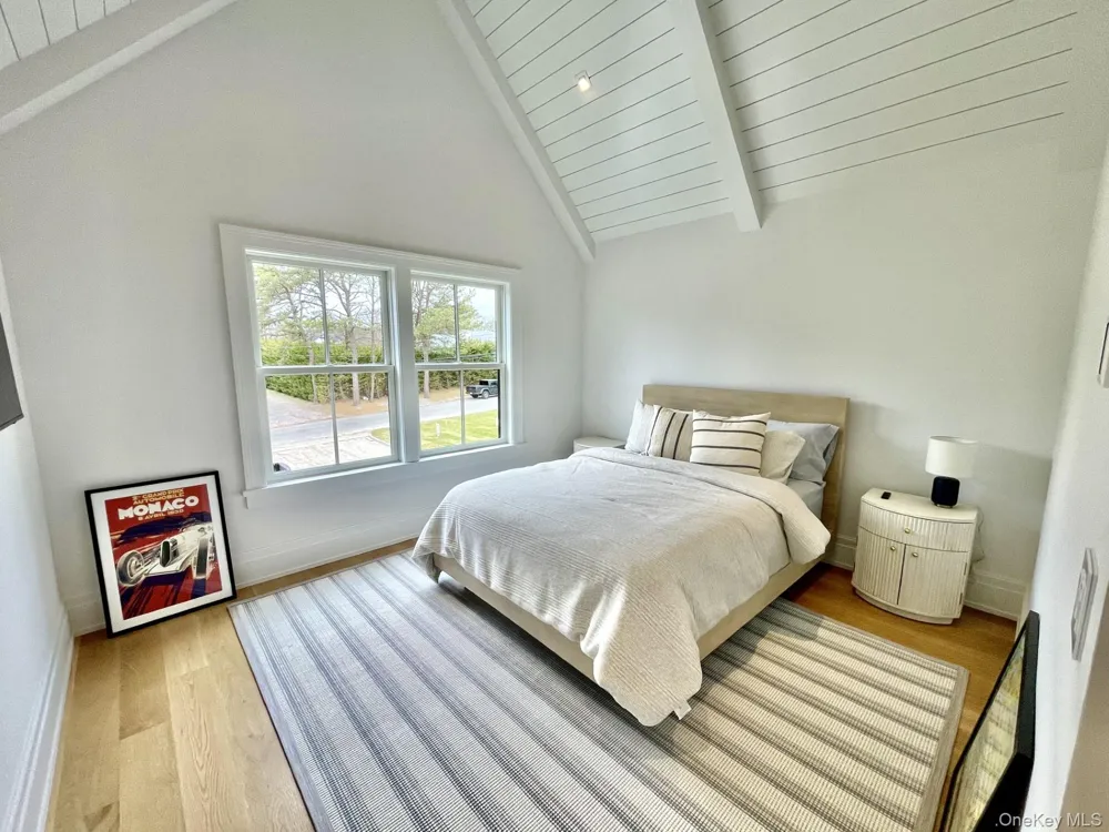 59 Shinnecock Hills Road Southampton, NY 11968