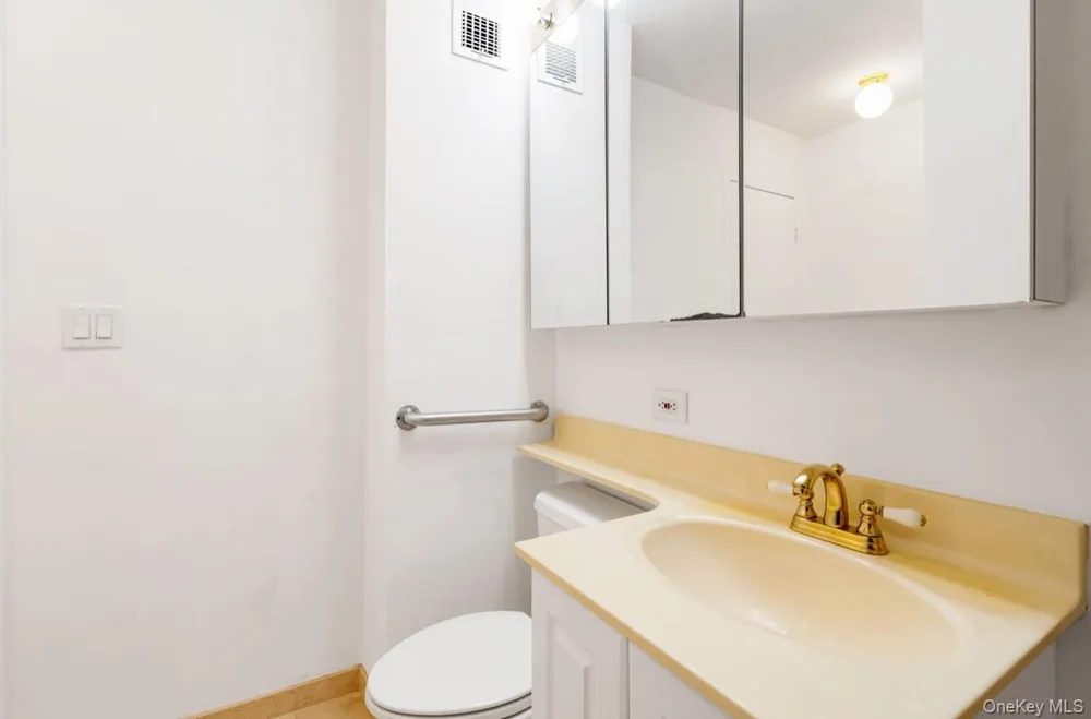 420 E 64th Street #W8F New York (Manhattan), NY 10065