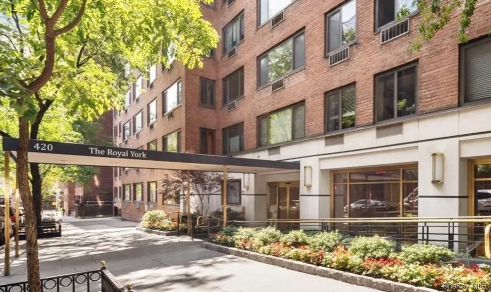 420 E 64th Street #W8F New York (Manhattan), NY 10065
