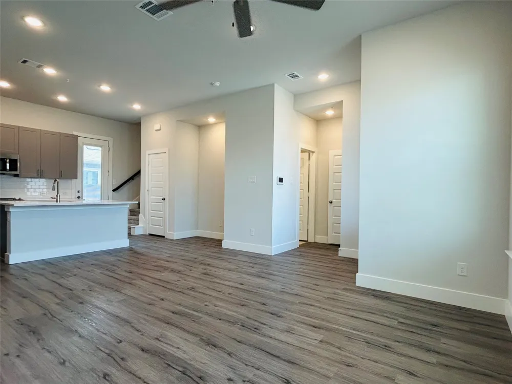 760 W Bedford Euless Road #218 Hurst, TX 76053