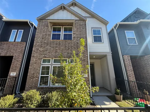 564 Mission Trail #B4