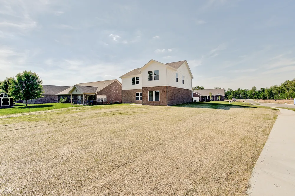 4975 E Daisy Lane Mooresville, IN 46158
