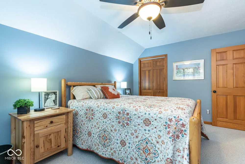 9002 E Agate Avenue Nashville, IN 47448