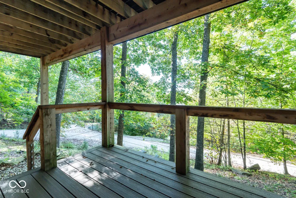 9002 E Agate Avenue Nashville, IN 47448
