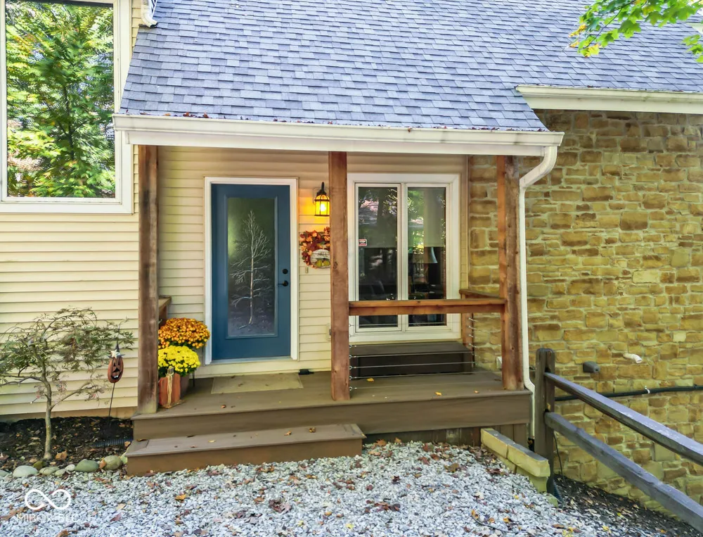 9002 E Agate Avenue Nashville, IN 47448