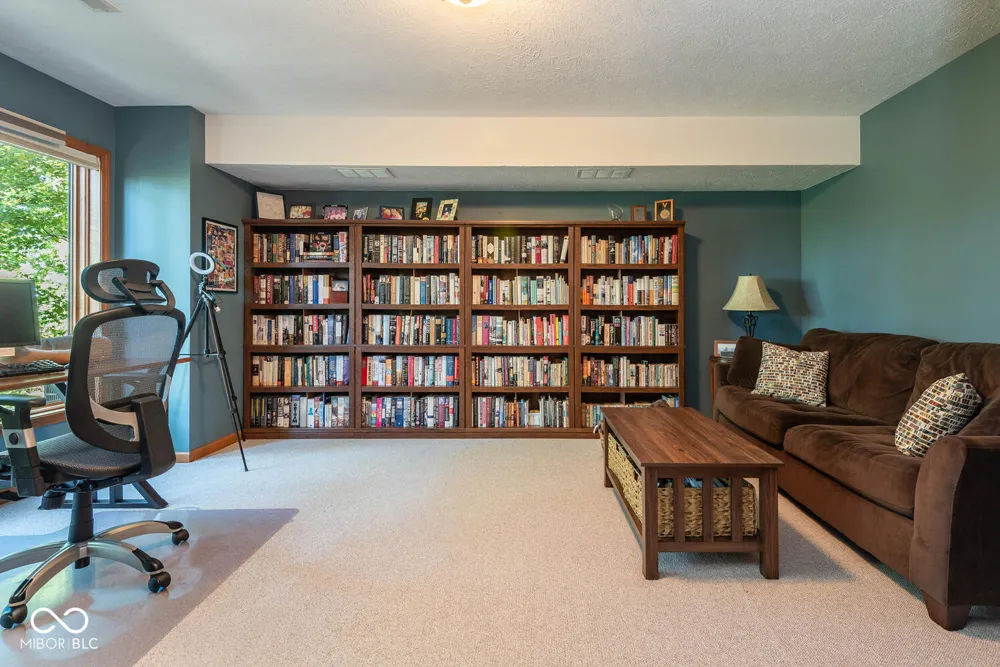 9002 E Agate Avenue Nashville, IN 47448