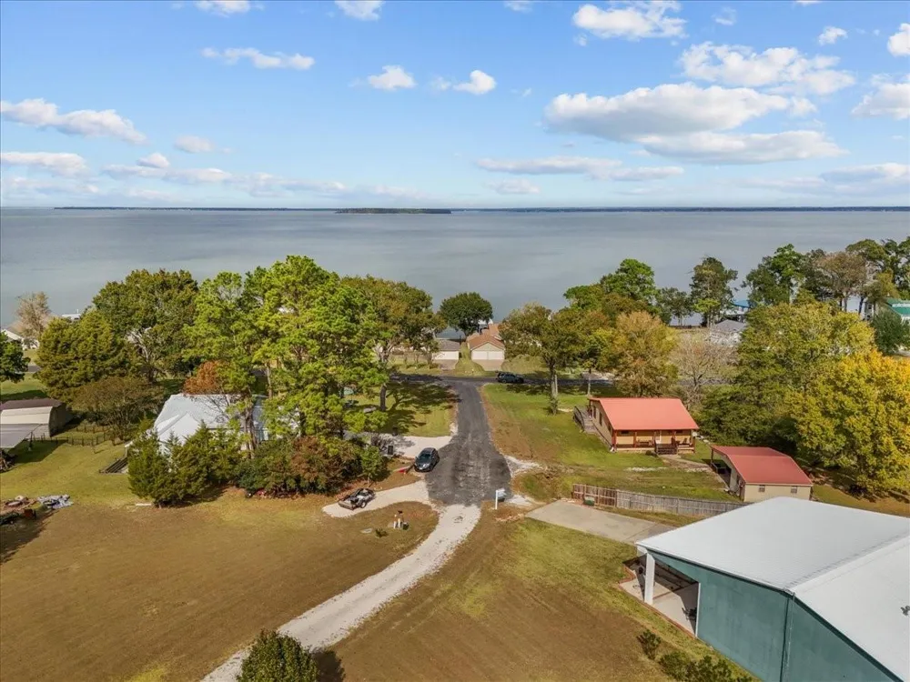 21 Flamingo Circle Coldspring, TX 77331