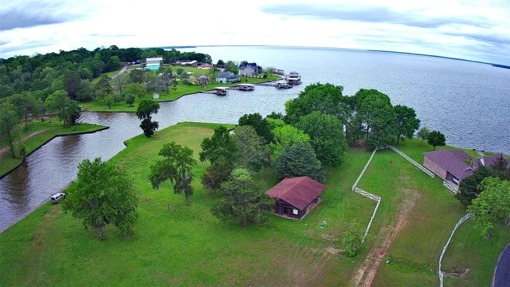 21 Flamingo Circle Coldspring, TX 77331