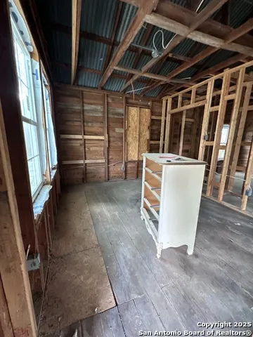 710 Fifth St Natalia, TX 78059