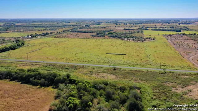TRACT 1 ABBOTT RD St Hedwig, TX 78152
