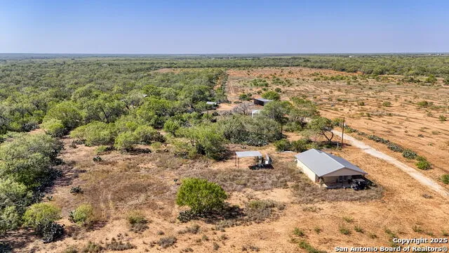 3530 E Cr 331 Jourdanton, TX 78026