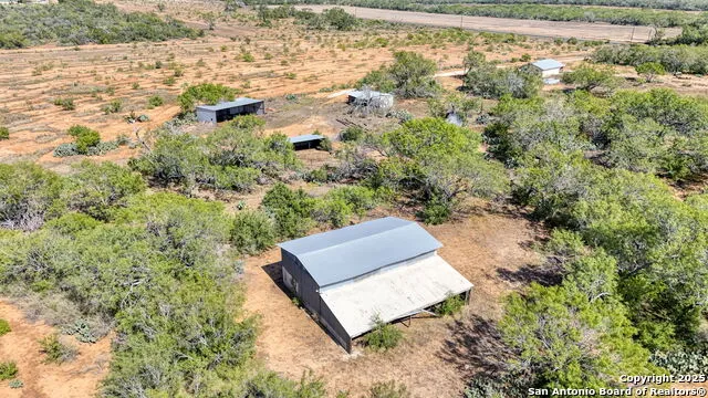 3530 E Cr 331 Jourdanton, TX 78026