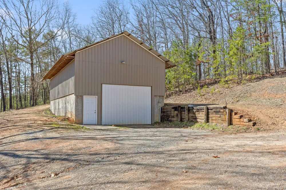 1080 Harp Switch Road Chickamauga, GA 30707