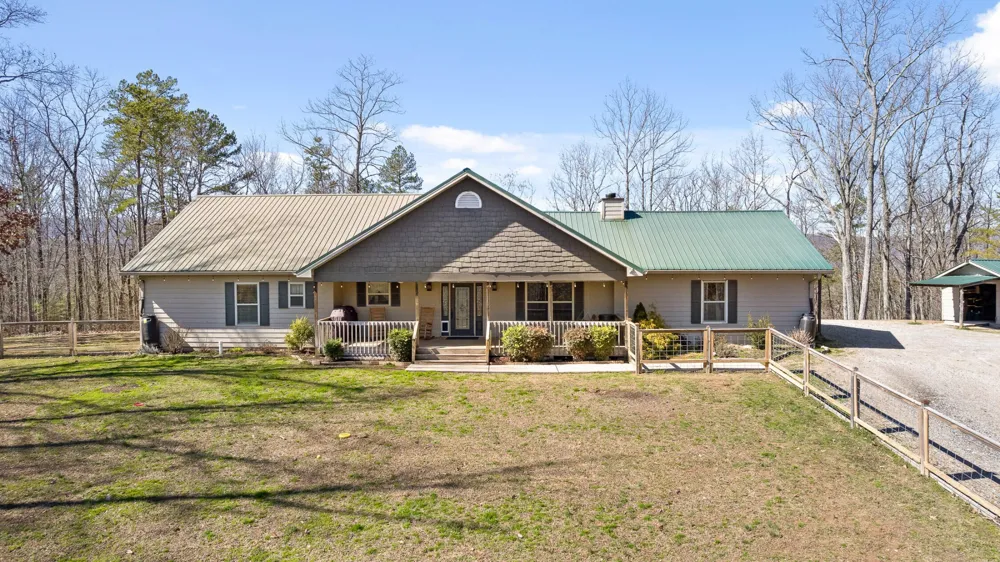 1080 Harp Switch Road Chickamauga, GA 30707
