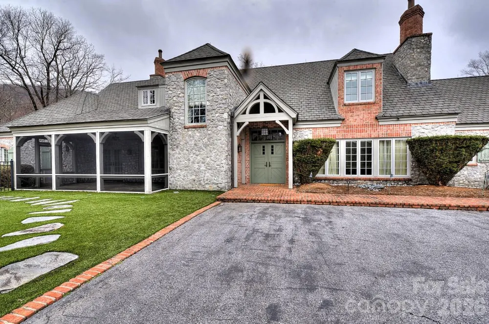 21 Eagle Rock Road Landrum, SC 29356