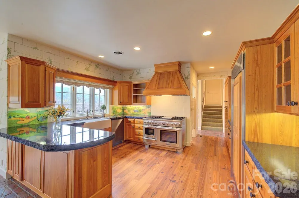21 Eagle Rock Road Landrum, SC 29356