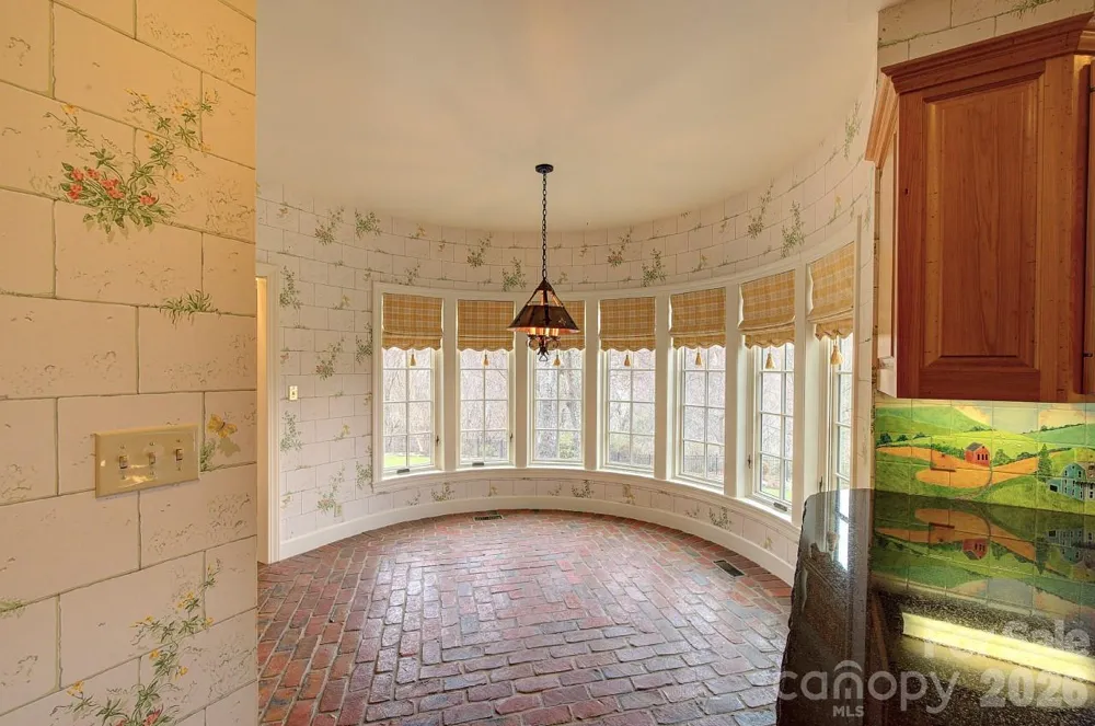 21 Eagle Rock Road Landrum, SC 29356