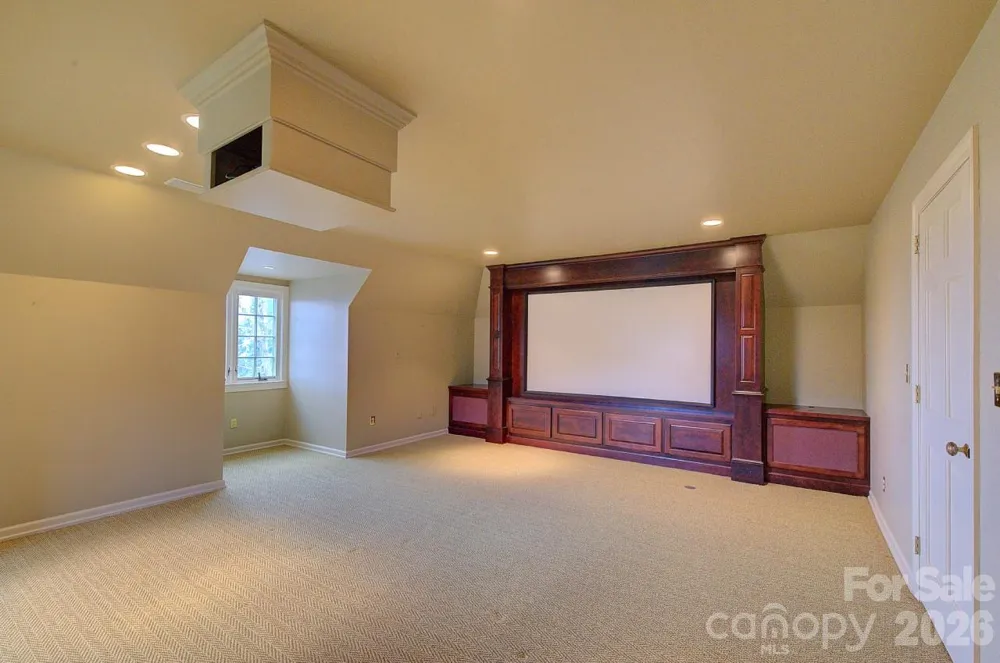 21 Eagle Rock Road Landrum, SC 29356