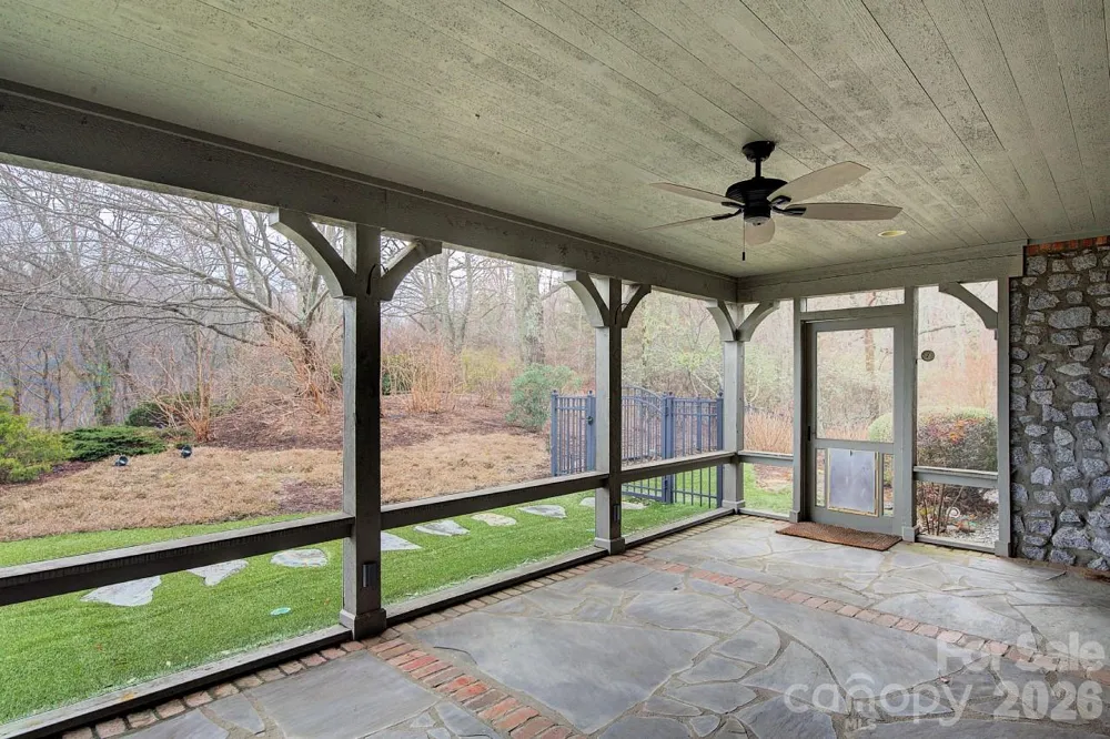 21 Eagle Rock Road Landrum, SC 29356