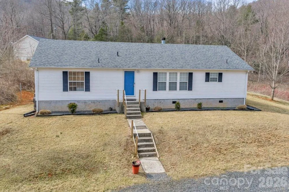 401 Lynn Gap Road Spruce Pine, NC 28777