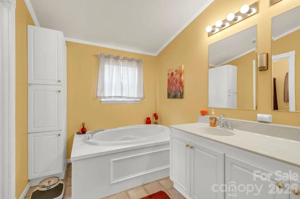 401 Lynn Gap Road Spruce Pine, NC 28777