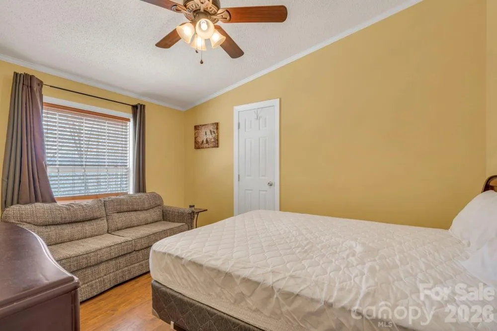 401 Lynn Gap Road Spruce Pine, NC 28777