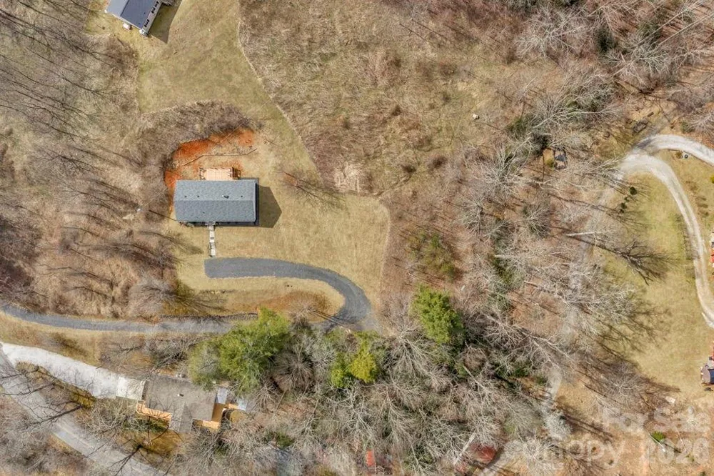 401 Lynn Gap Road Spruce Pine, NC 28777