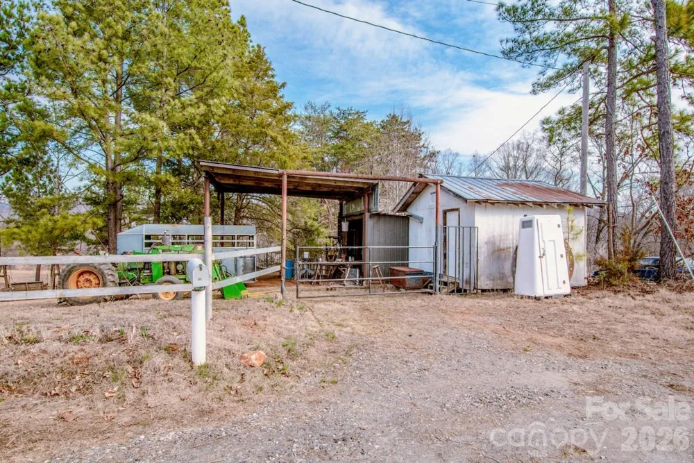 508 Liles Lane Hiddenite, NC 28636