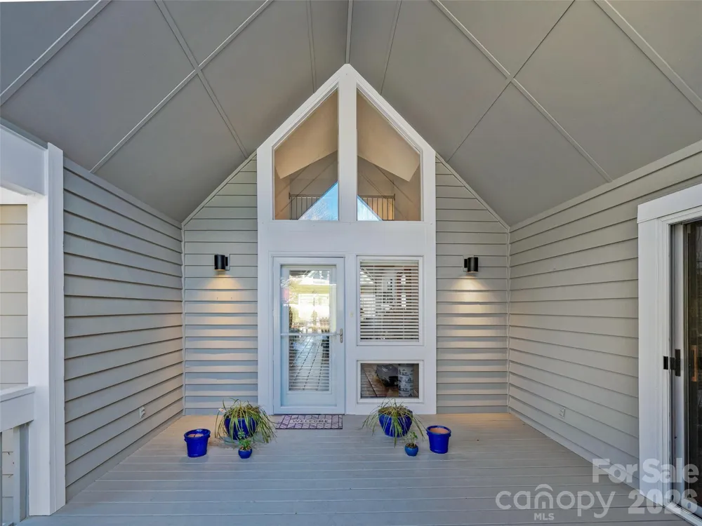 132 Overlook Drive Flat Rock, NC 28731