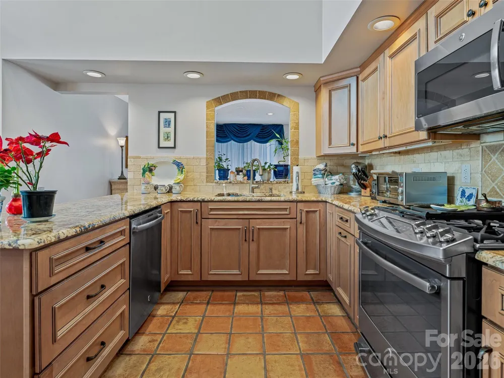 132 Overlook Drive Flat Rock, NC 28731