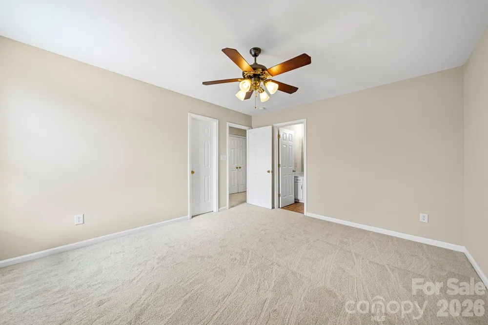 12429 Stratfield Place Circle Pineville, NC 28134