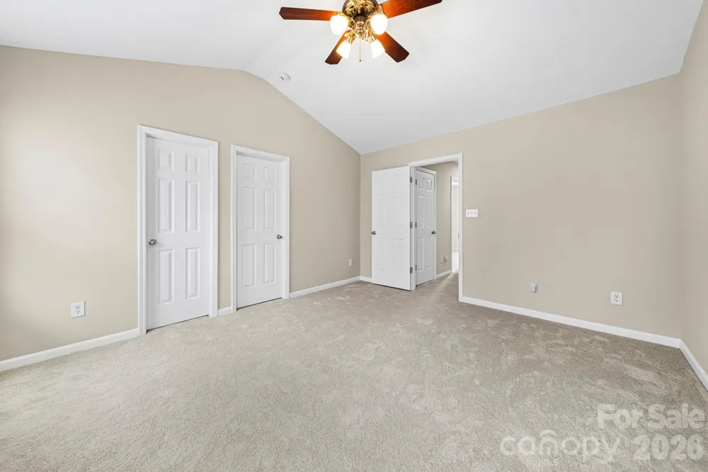 12429 Stratfield Place Circle Pineville, NC 28134