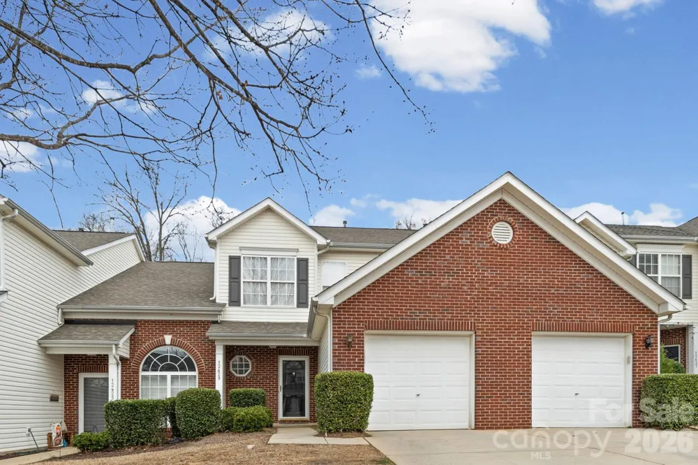 12429 Stratfield Place Circle Pineville, NC 28134
