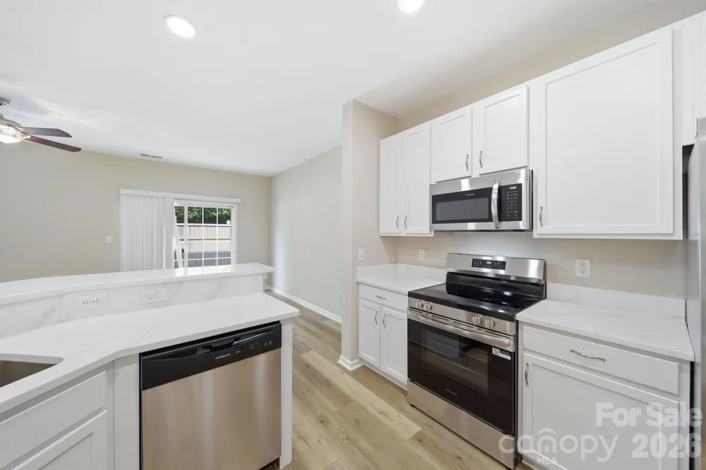 12429 Stratfield Place Circle Pineville, NC 28134