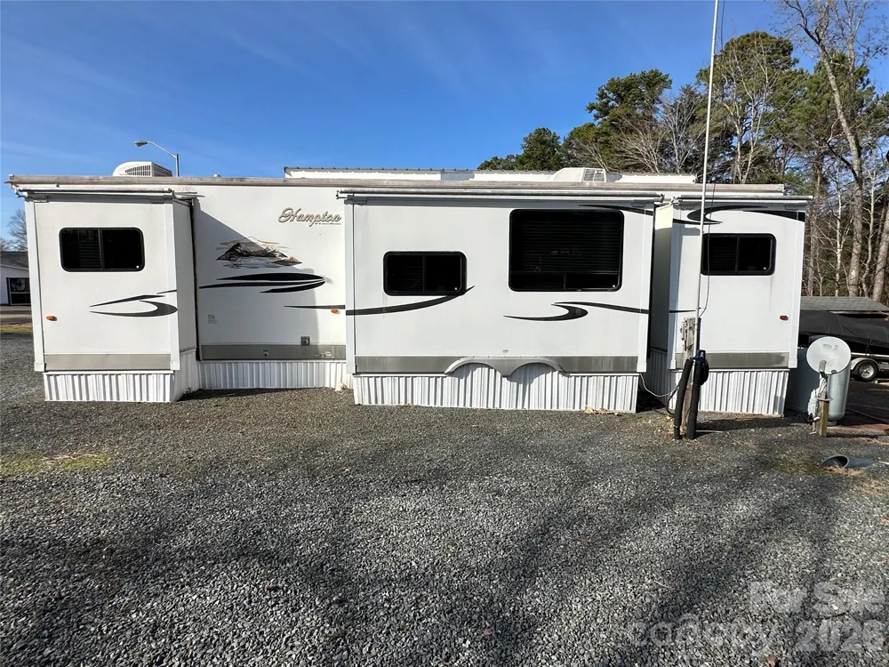 125 Cardinal Avenue New London, NC 28127